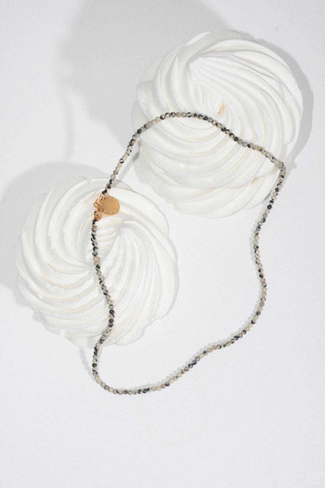 Collar piedras Jaspe Dálmata