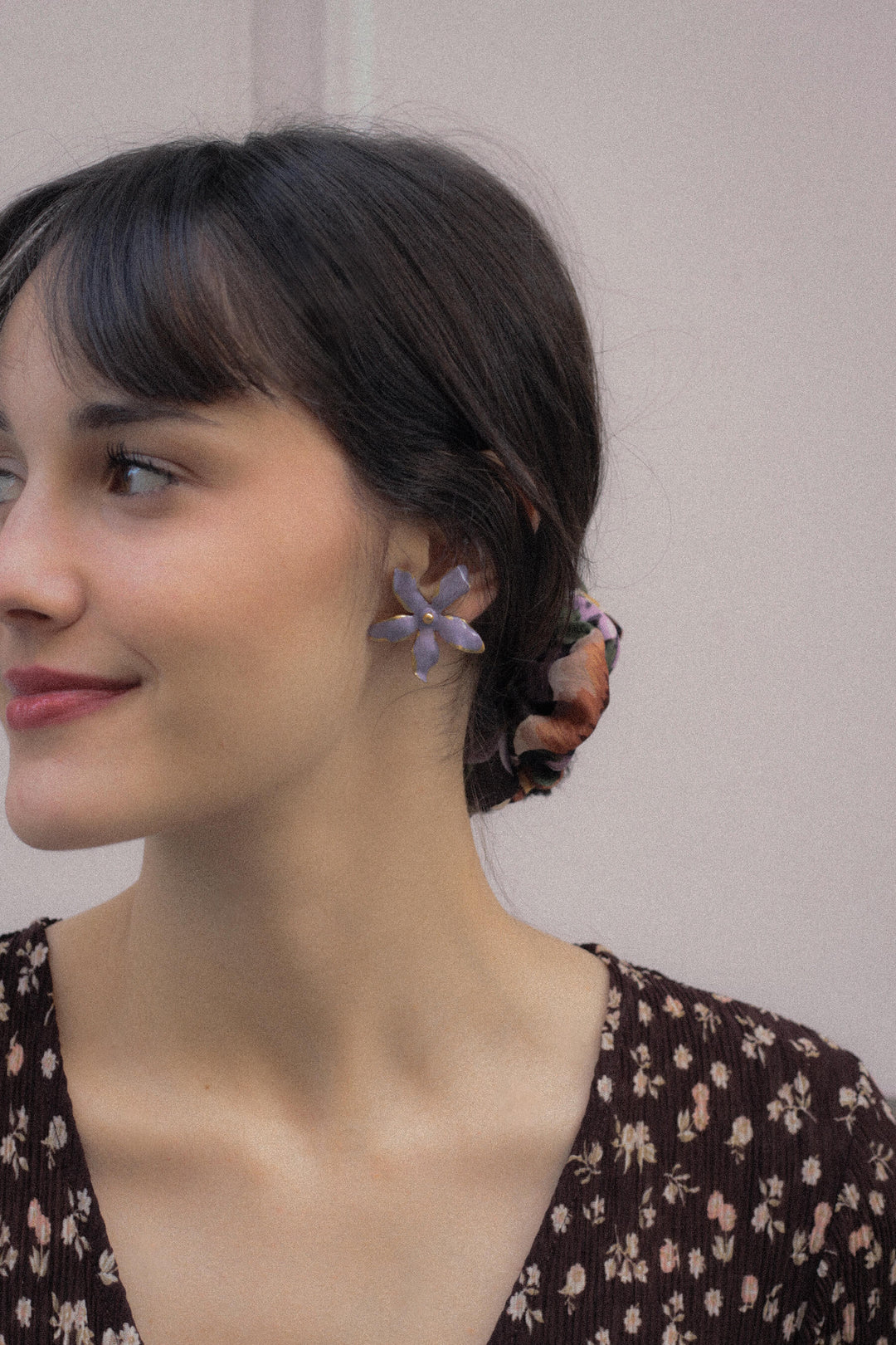 Pendientes Flor · esmalte Malva