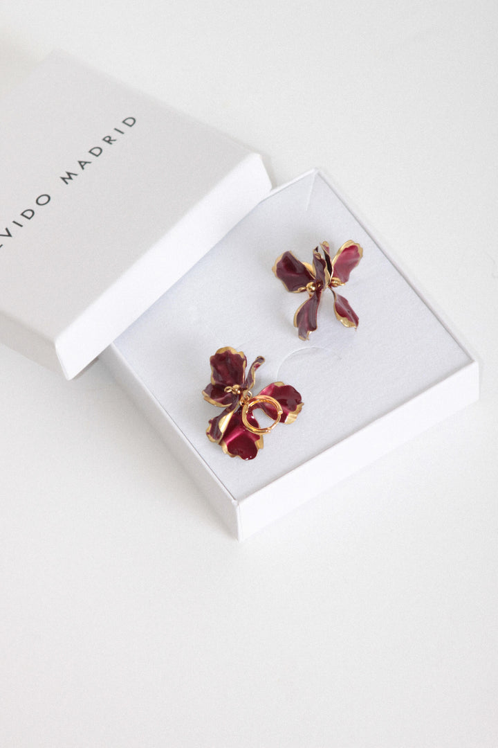 Pendientes Fiorela · Esmalte Granate