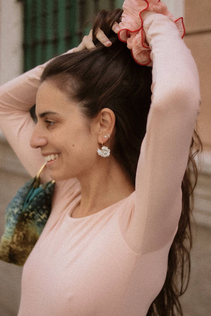 Pendientes Lili · Flores Blancas