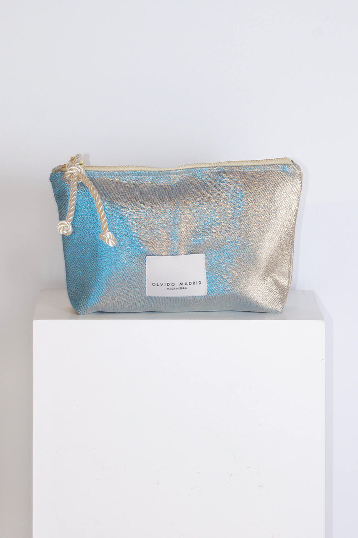 Pouch · Metalizado azul