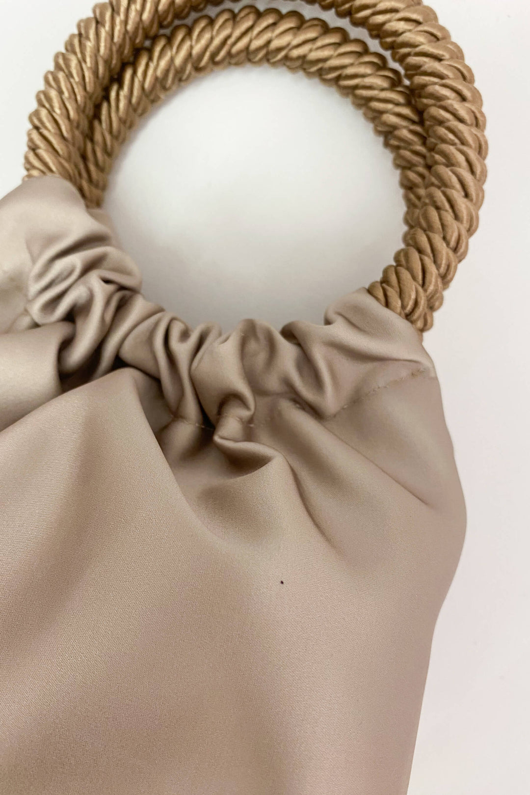 Bolso Mini-Prado · Satén Beige