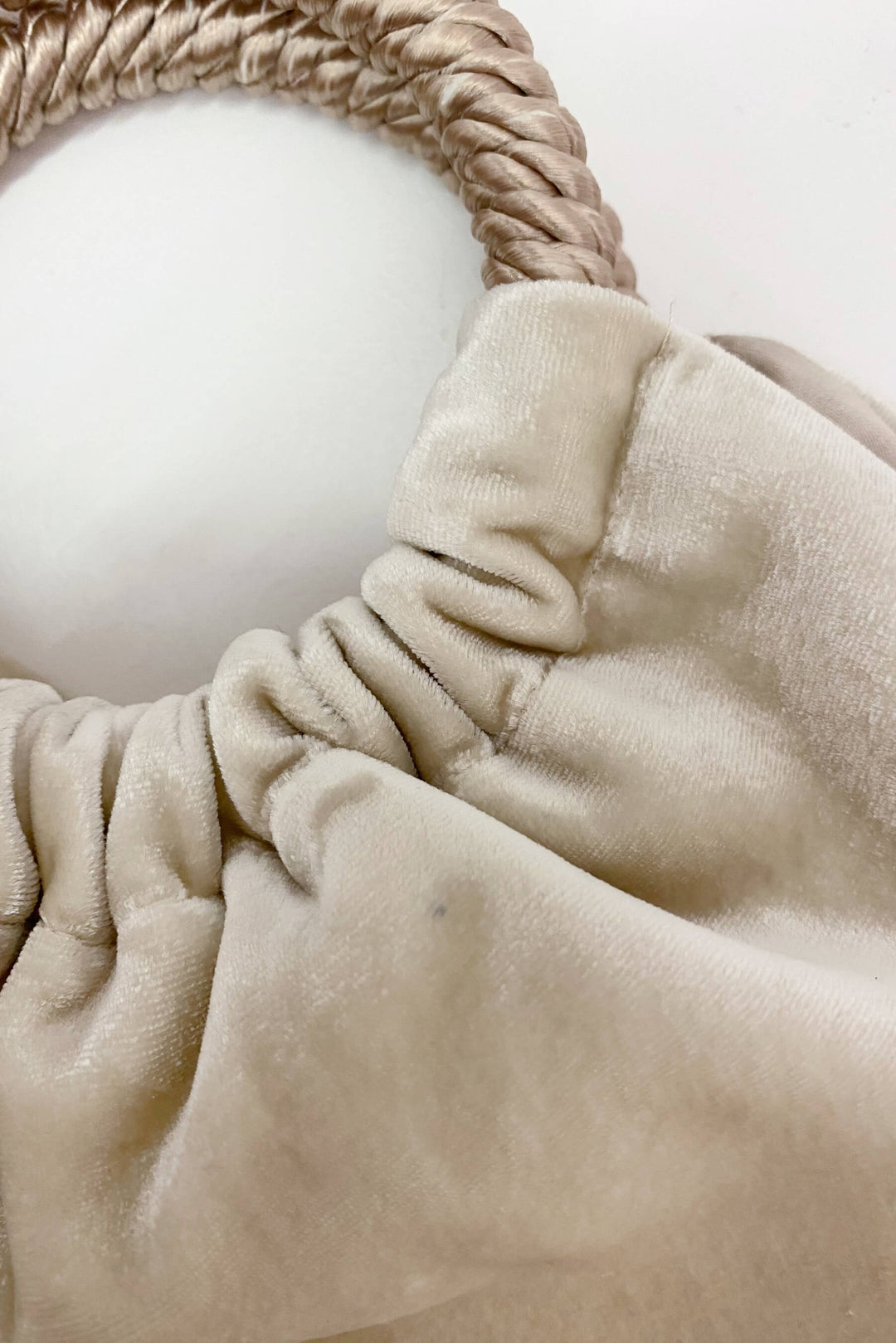 Bolso Mini-Prado · Terciopelo Nude