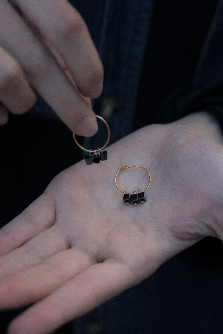 Pendientes Cubitos · Metal