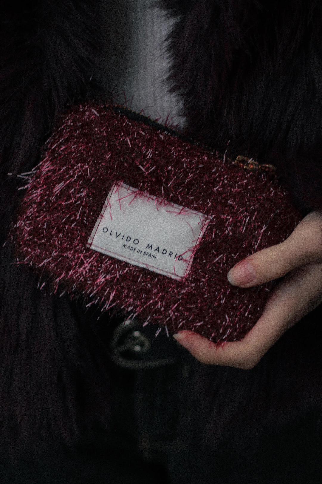 Monedero + coletero de regalo · Granate