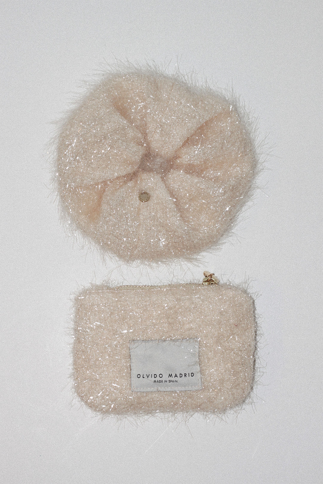 Monedero + coletero de regalo · Blanco