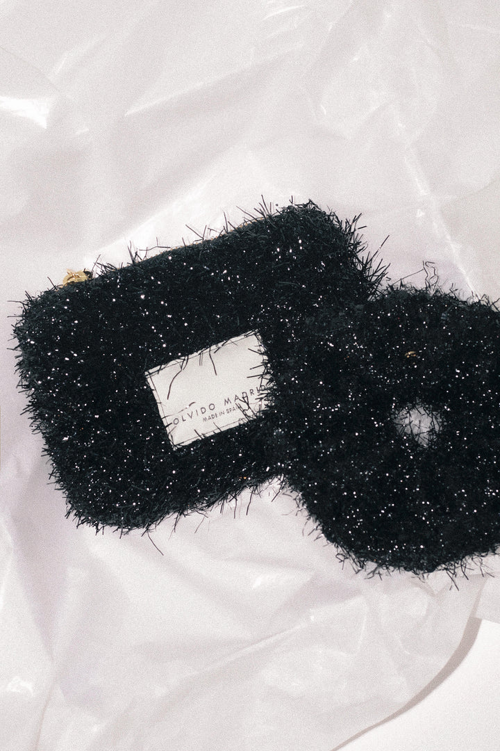 Monedero + coletero de regalo · Negro