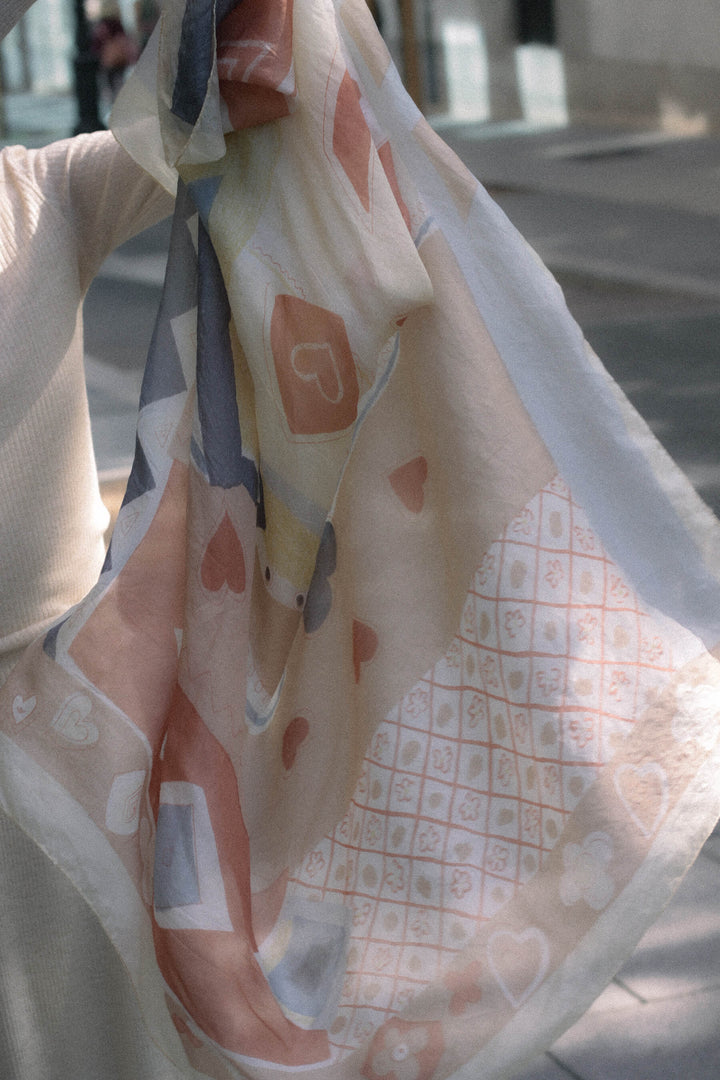 Pañuelo de seda · Gasa de flores