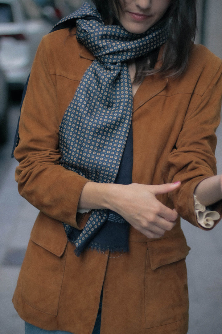 Bufanda de seda · Marino