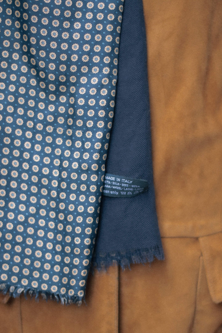 Bufanda de seda · Marino