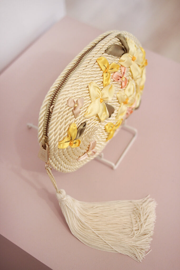 Bolso Antonia *BORDADO* · Amarillo pastel