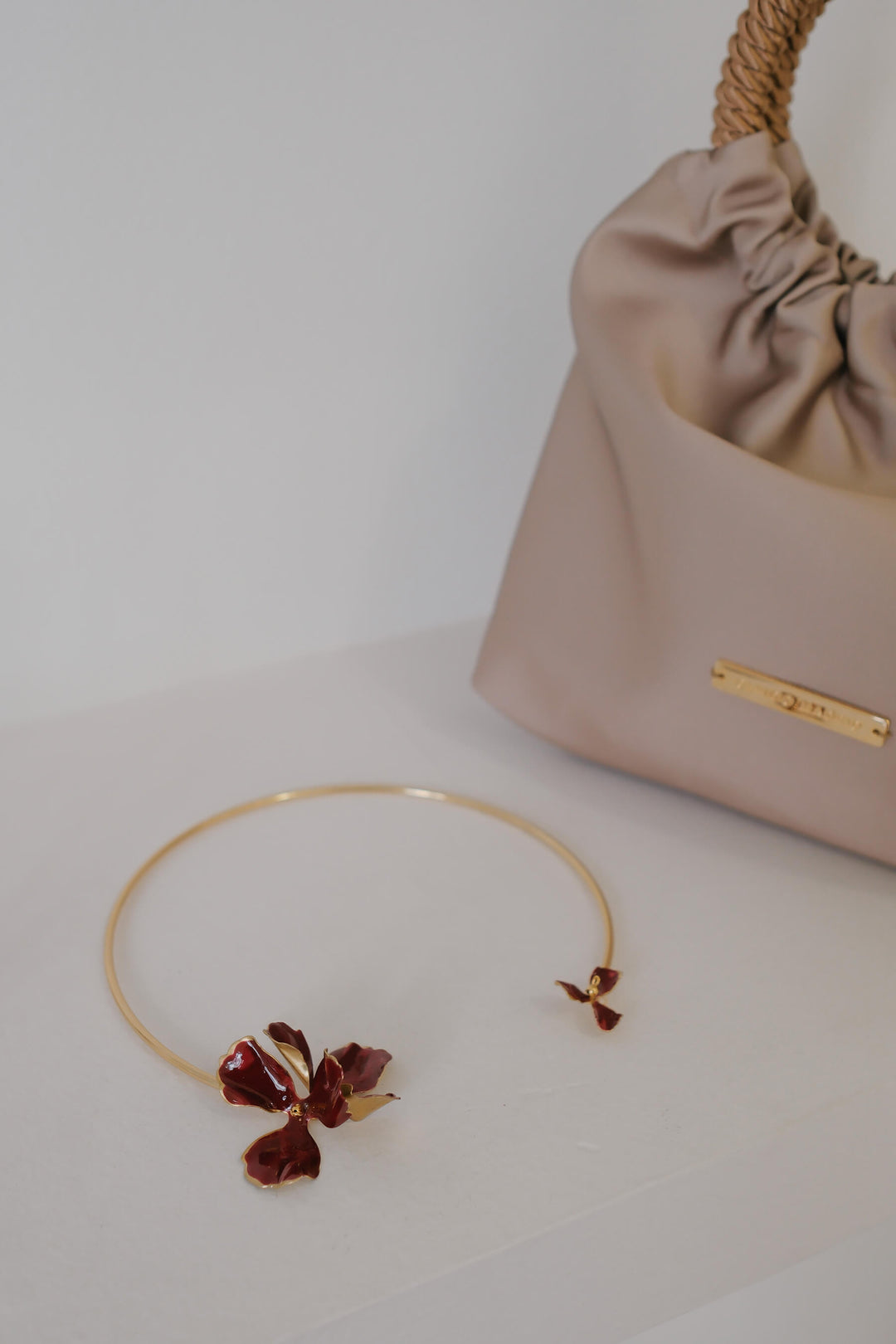 Choker Fiorela · Esmalte Granate