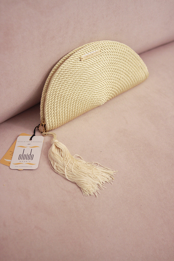Carmen · cartera de mano amarillo pastel