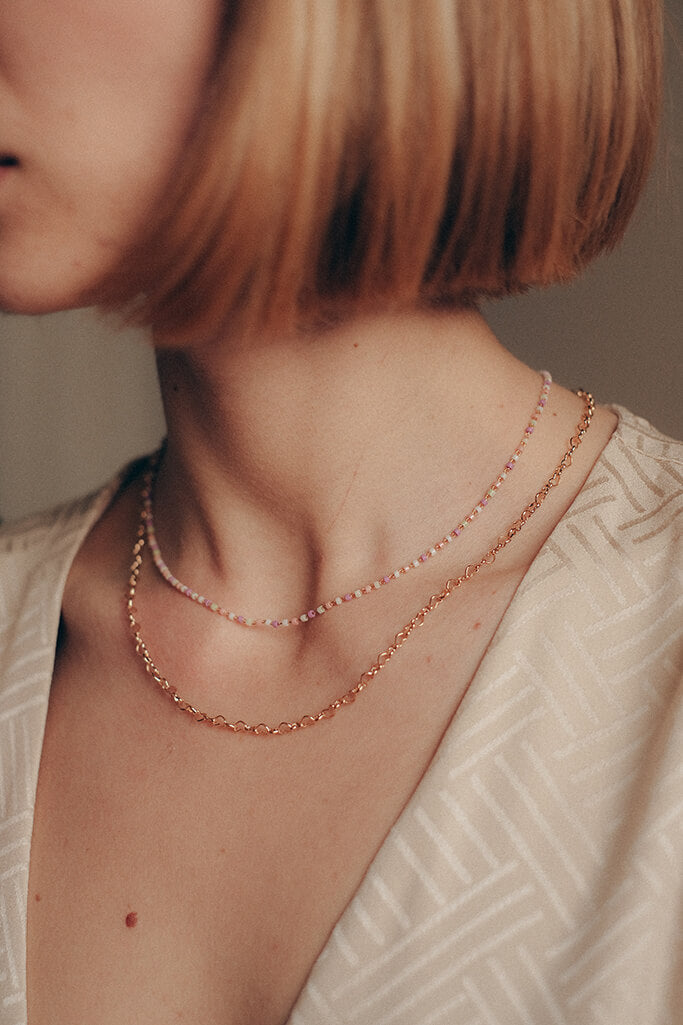 Collar Emilia · Bolitas pastel